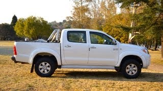 2005 Toyota Hilux 27 VVti  2549 For Sale [upl. by Yeldoow]